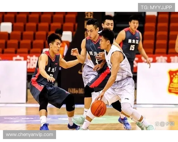 南京篮球队实力变革引发热议球迷期待新赛季的精彩表现与突破