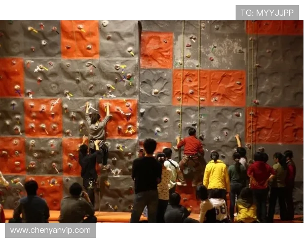 广州攀岩队心理素质提升之道：探索竞技心理与团队协作的深度融合